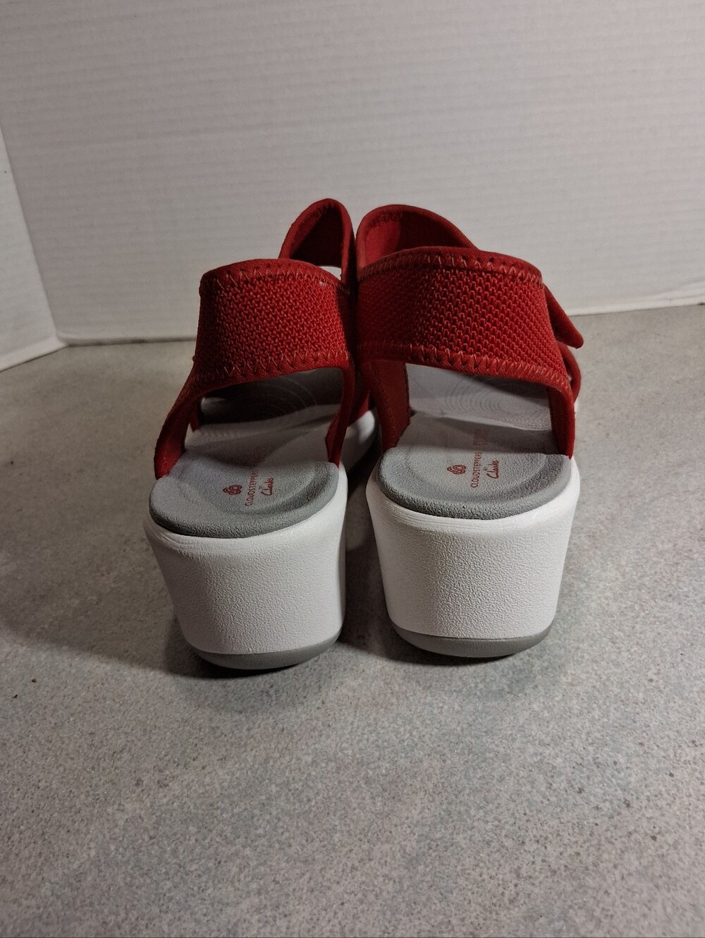 Clarks Cloud Stepoers Red Wedge Herl Sandals Woman's Sz. 7.5 NIB - Picture 6 of 10